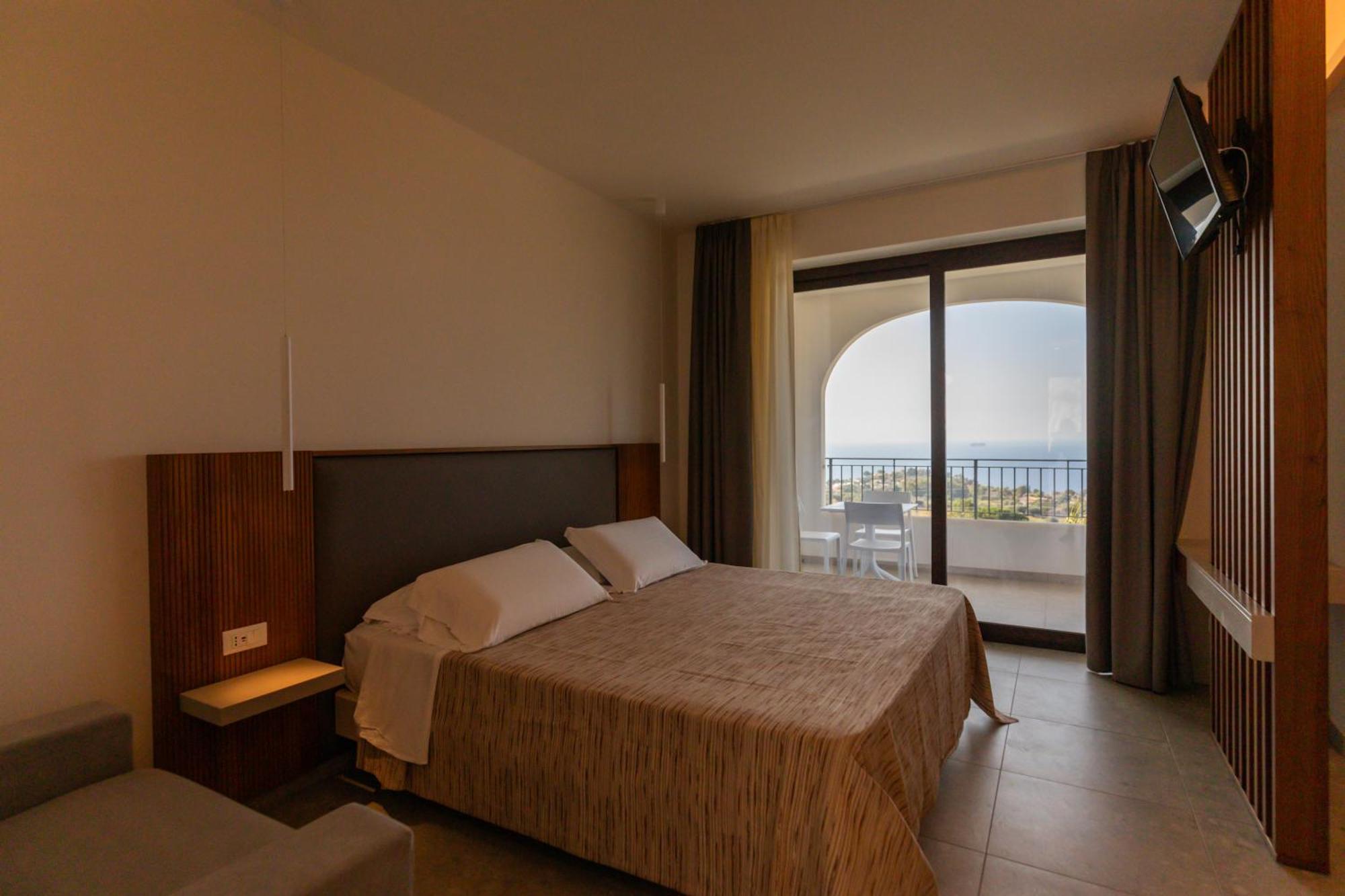 Luzia Agriresort Capo Vaticano Buitenkant foto