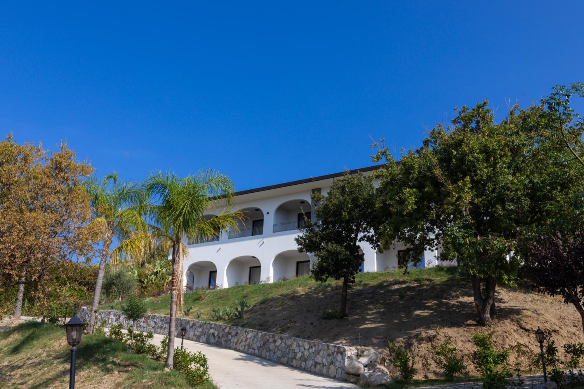 Luzia Agriresort Capo Vaticano Buitenkant foto